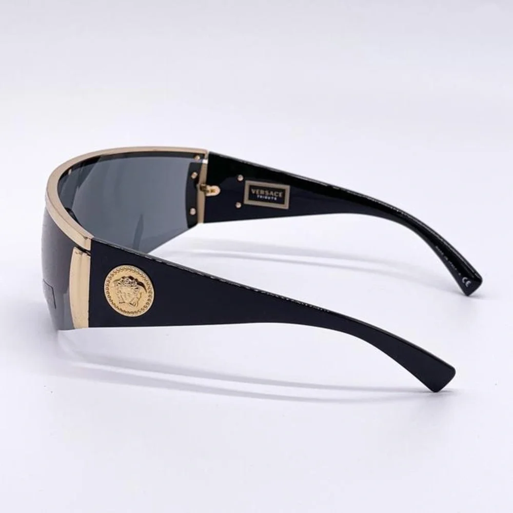 New - Versace Grey New Ve2197 1000/87 Shield Mod 2197 Sunglasses
